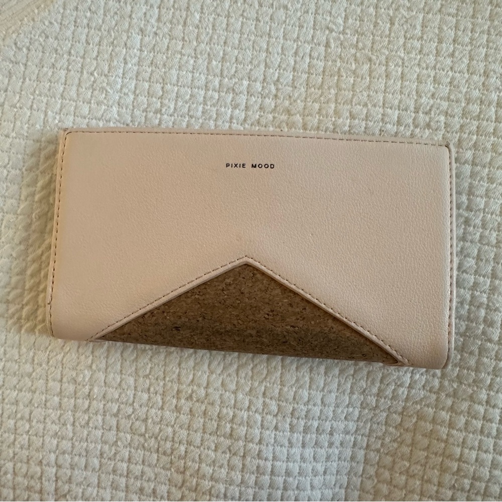 Pixie mood vegan leather and cork bi fold wallet light pink 4” x 6.5”
